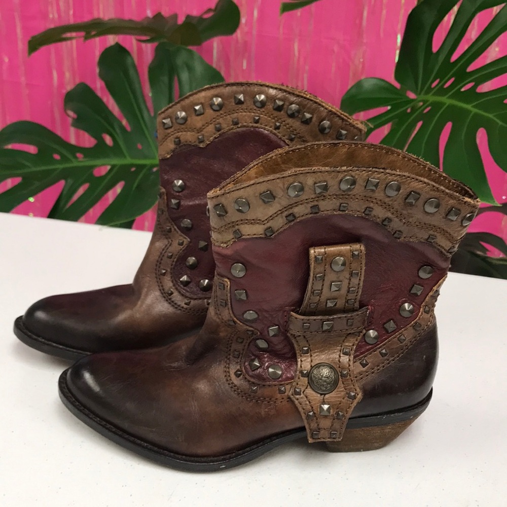 Vince Camuto Madalissa booties cowgirl studs